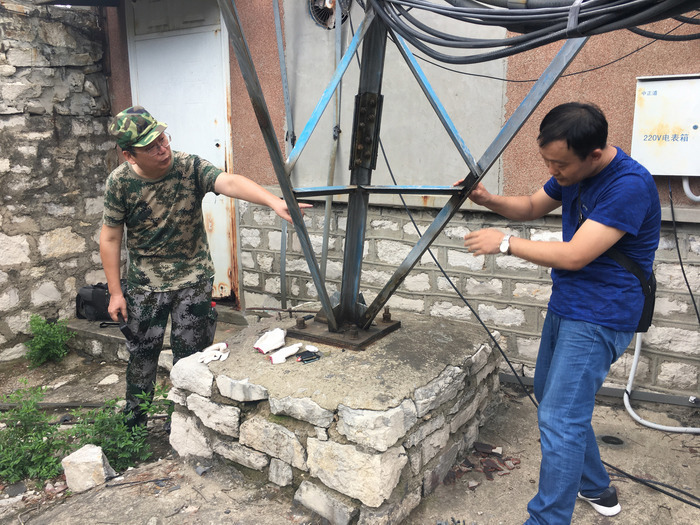 关于防御台风“烟花” 济南市要求所有人防工程停业停电，保障通讯设备修理的紧急通知